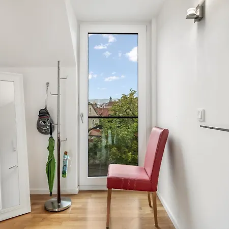 Urlaubsglueck- Lichtdurchflutete Mit Balkon Und Seesicht